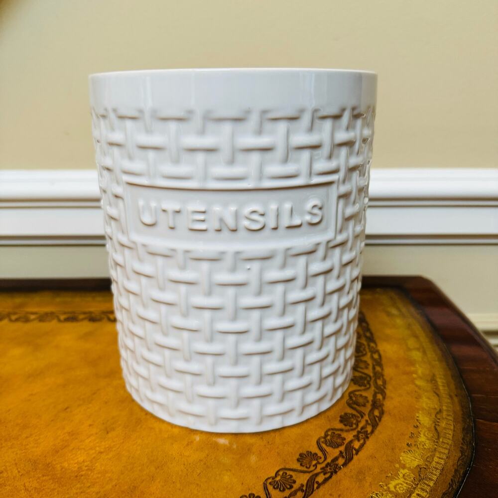 Boston Warehouse Trading 7" White Ceramic Utensils Holder with Embossing NEW